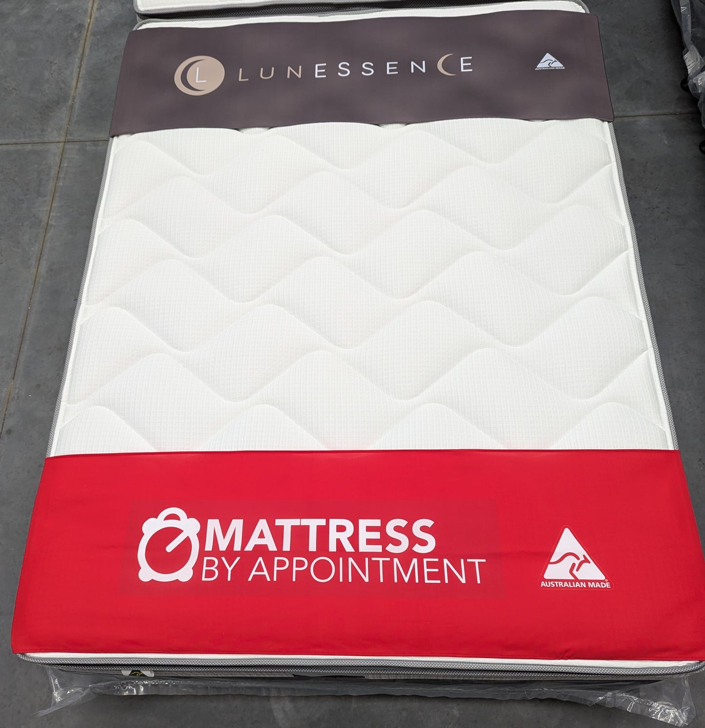 Awaken Mattress - Medium - Lunessence